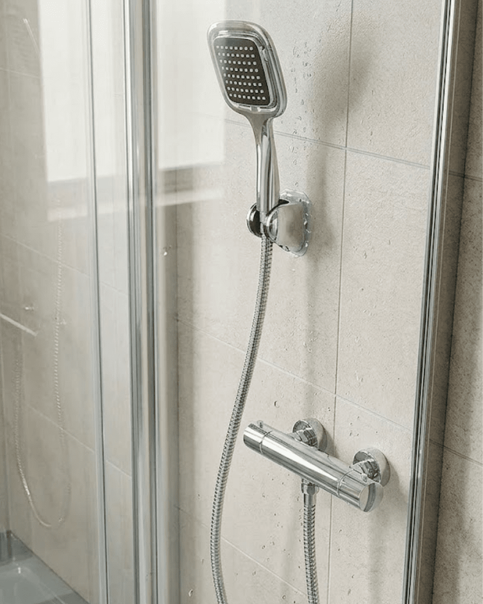 Siyah Duş Başlığı Seti Spiral Hortumlu El Duşu ve Duvar Askısı Banyo Seti