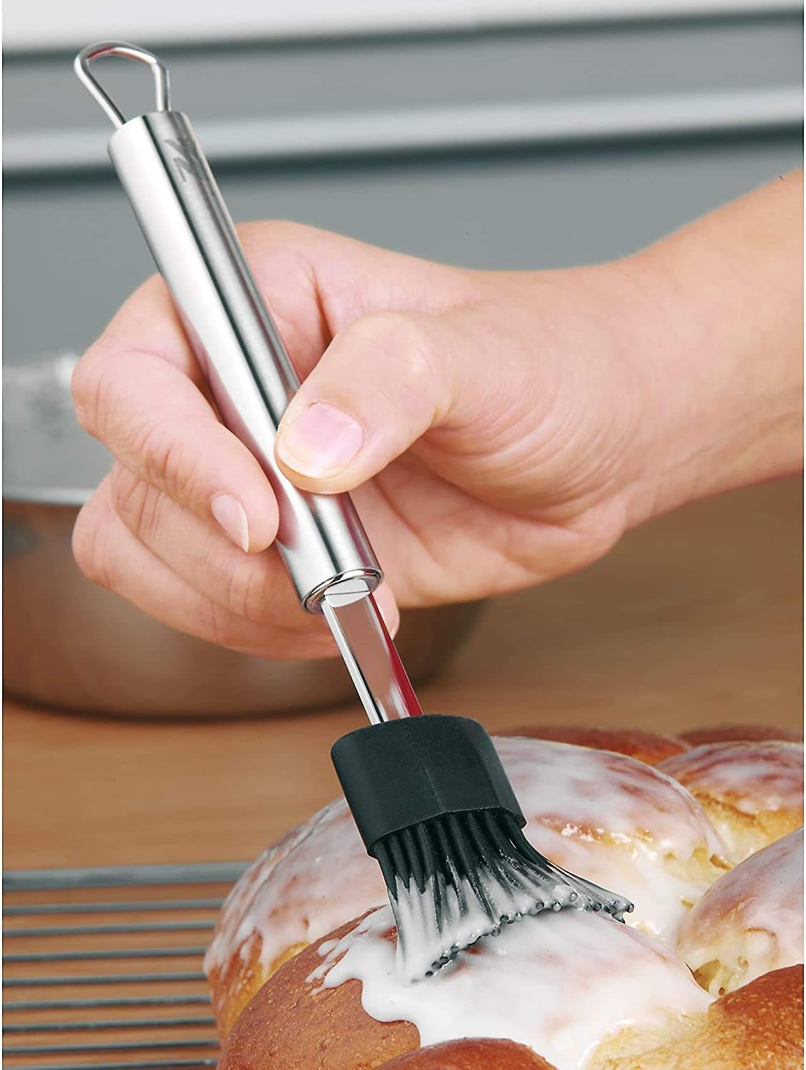 Profi Plus Silikon Hamur Fırçası, 20 cm, Cromargan® Yüksek Kaliteli Yarı Mat Paslanmaz Çelik, Silikon Kıl, 200°C'ye Kadar Isıya Dayanıklı, Bulaşık Makinesinde Yıkanabilir
