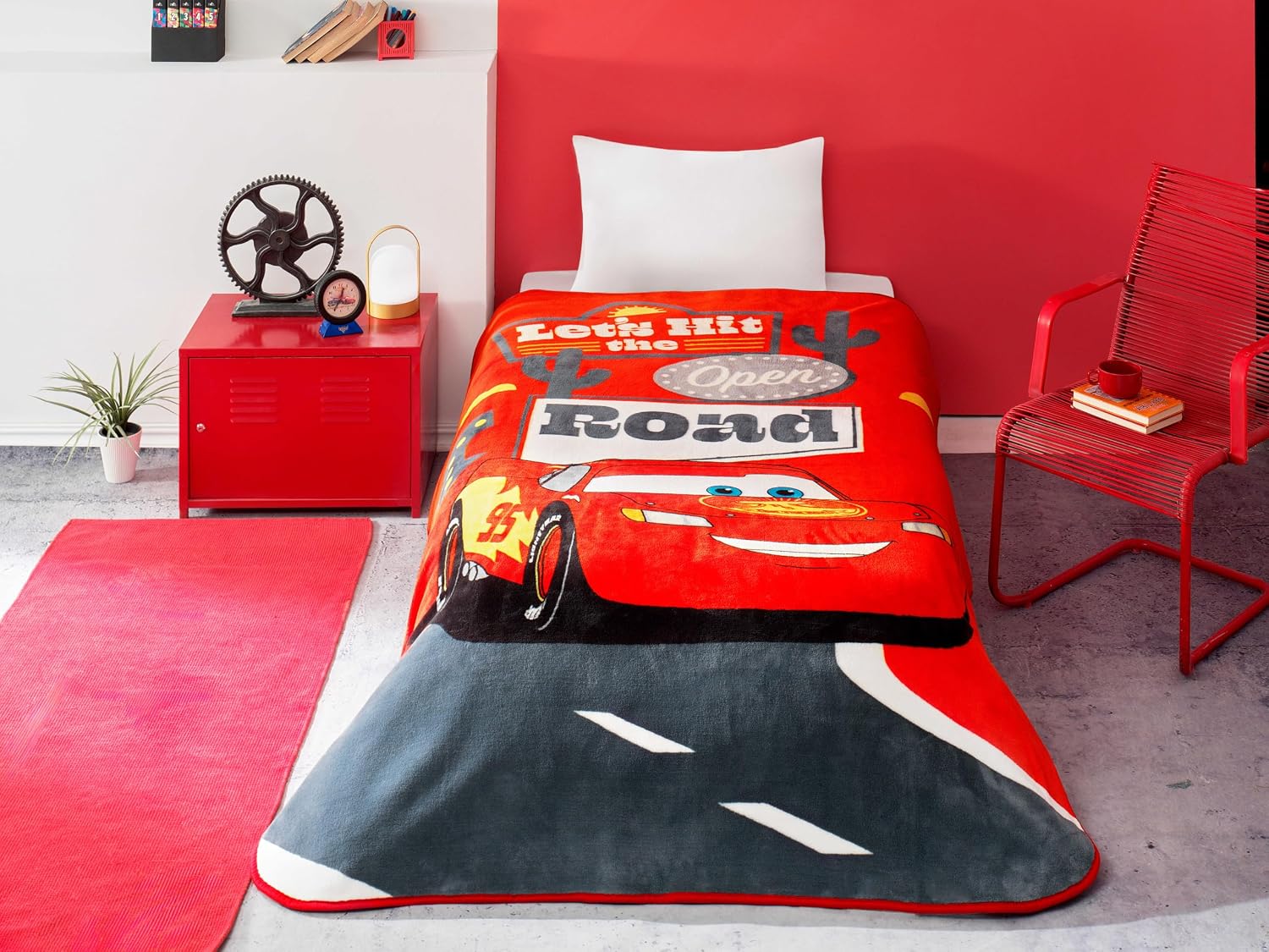 Disney Cars Road Çizgi Film Karakteri Pamuk-Polyester Karışım Battaniye, Kırmızı, Beyaz, Siyah, Tek Kişilik