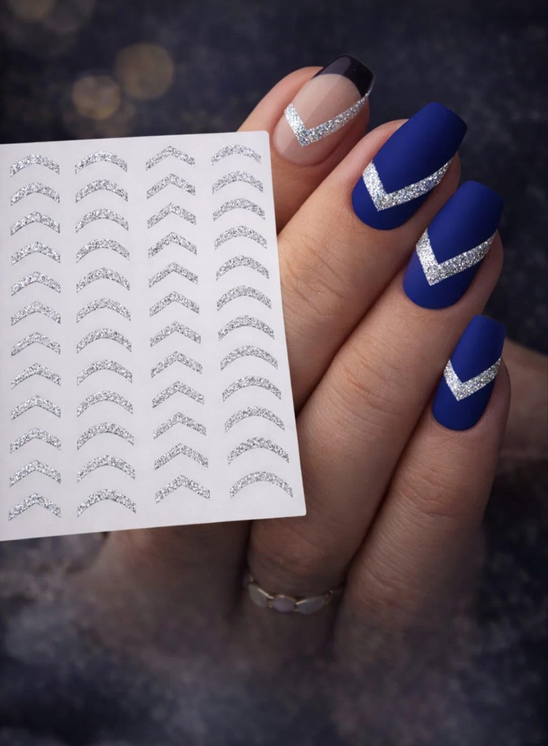 Gümüş Simli Chevron Tırnak Sticker, Nail Art Süsleme, Protez Tırnak ve Kalıcı Oje için V Şekilli Çıkartma