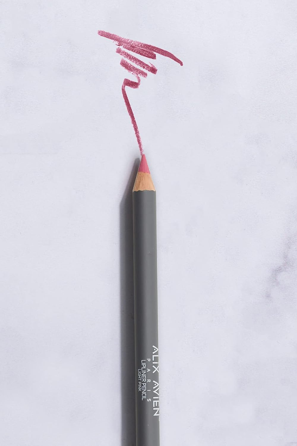 Uzun Süre Kalıcı Dağılma Yapmayan Nemlendirici Dudak Kalemi - Lipliner Pencil Light Pink