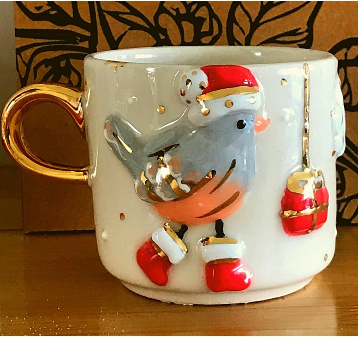 24 Ayar Altın Işlemeli Noel Yılbaşı Kuşu Kabartmalı, El Yapımı 240 Ml Mug Enk240