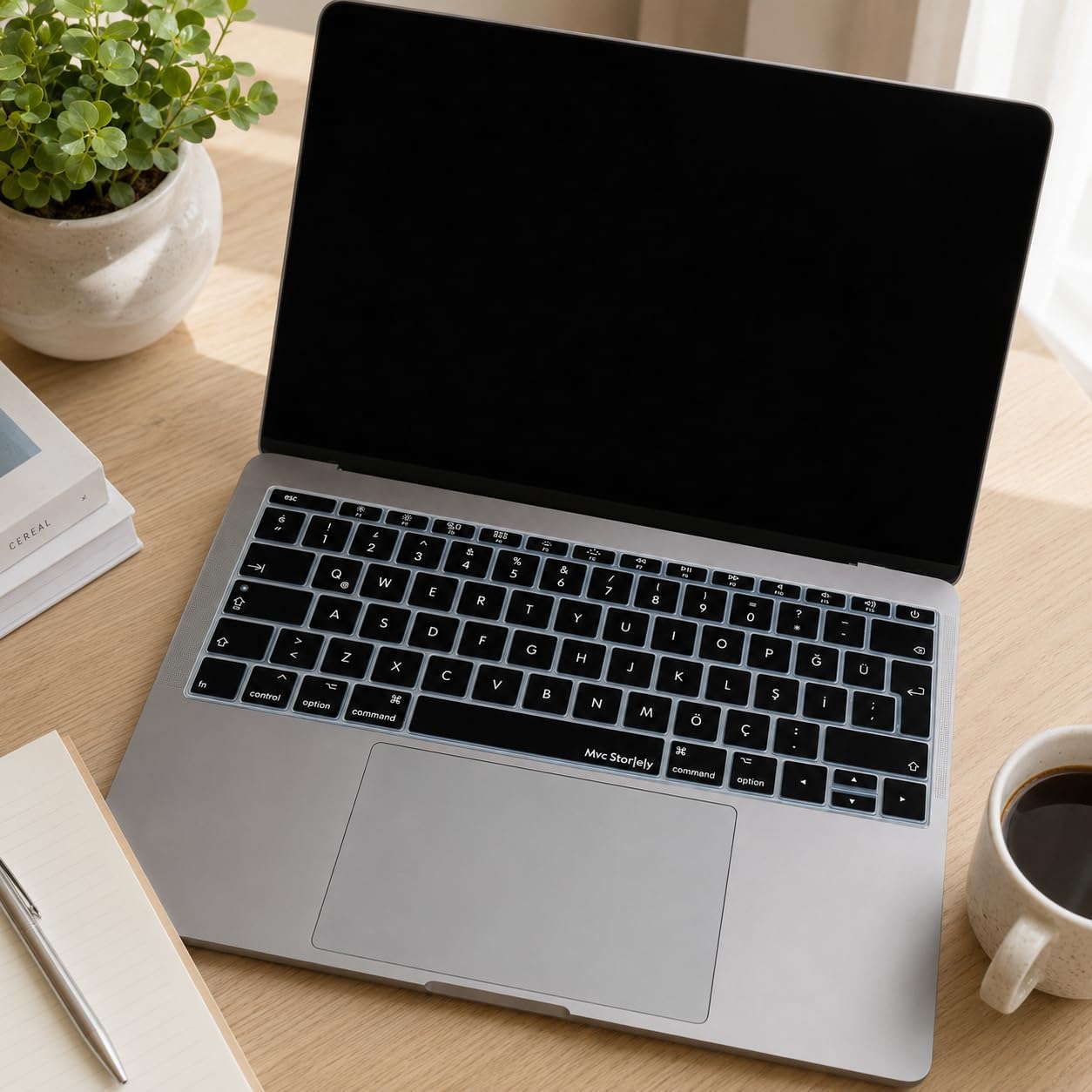 MacBook Klavye Koruyucu A1534 A1708 Uyumlu Türkçe Q Baskılı Silikon Klavye Koruyucu UK Enter Siyah