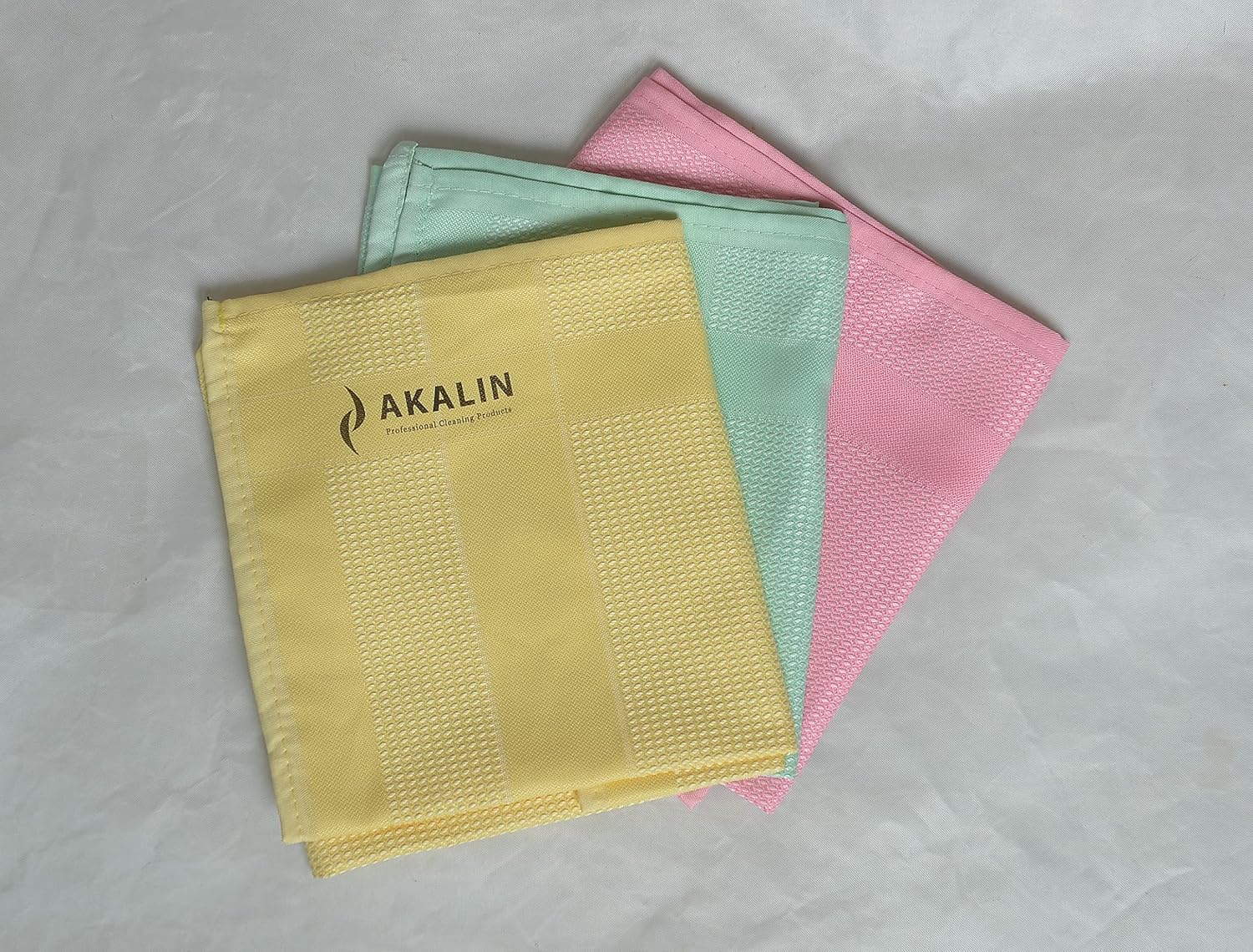 Akalın Orijinal 3'lü Profesyonel Mikrofiber Temizlik Bezi - Ithal Ürün - Tek Dokunuş (Pembe-Sarı-Yeşil)