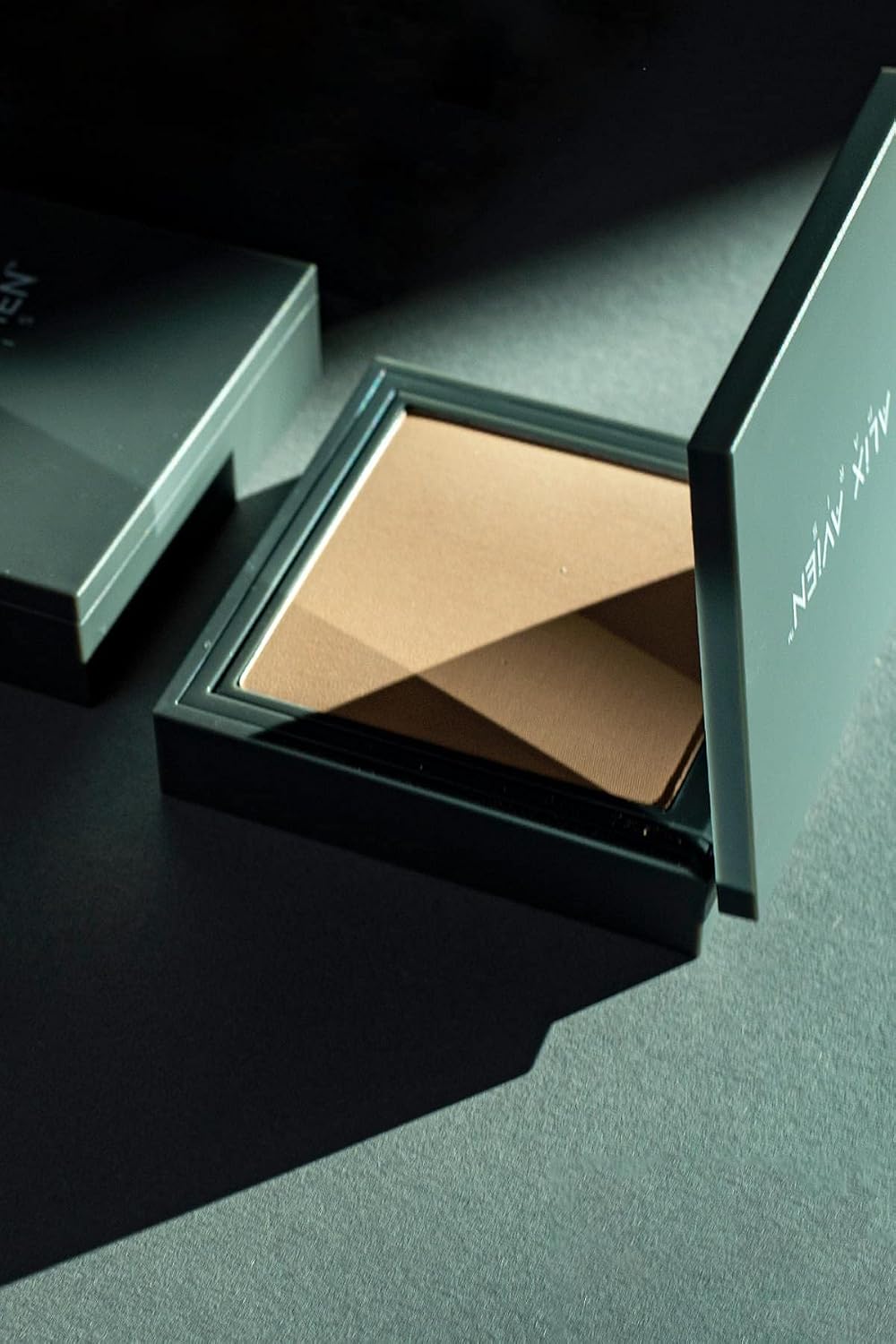 Kompakt Pudra - 12 Saate Kadar Kalıcılık - Soğuk Cilt Alt Tonu - Compact Powder P08 Cool Rose