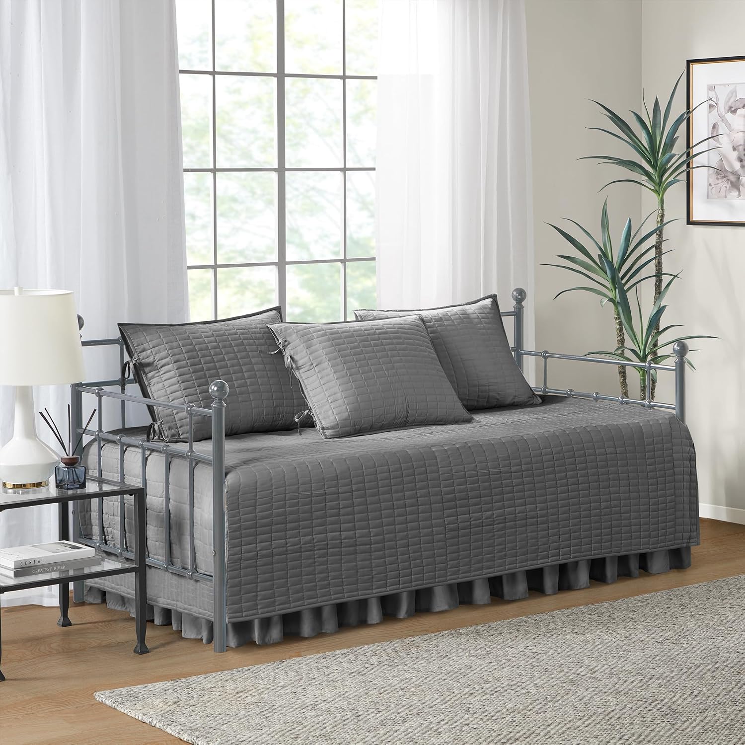 Daybed Örtüsü - Lüks Çift Taraflı - Kapitone, Yatak Eteği ile Tüm Sezon Rahat Yatak, Uyumlu Şemsiyeler, 75'x39' Kömür Grisi 5 Parça