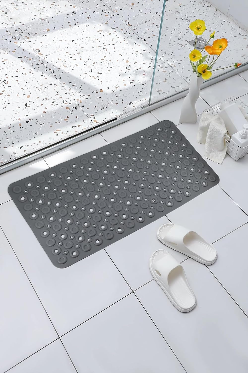 Premium Serisi Banyo - Küvet İçi Kaydırmaz Vantuzlu Oluklu Desenli Diktördgen Paspas 67,5 x 34,5 cm, Gri