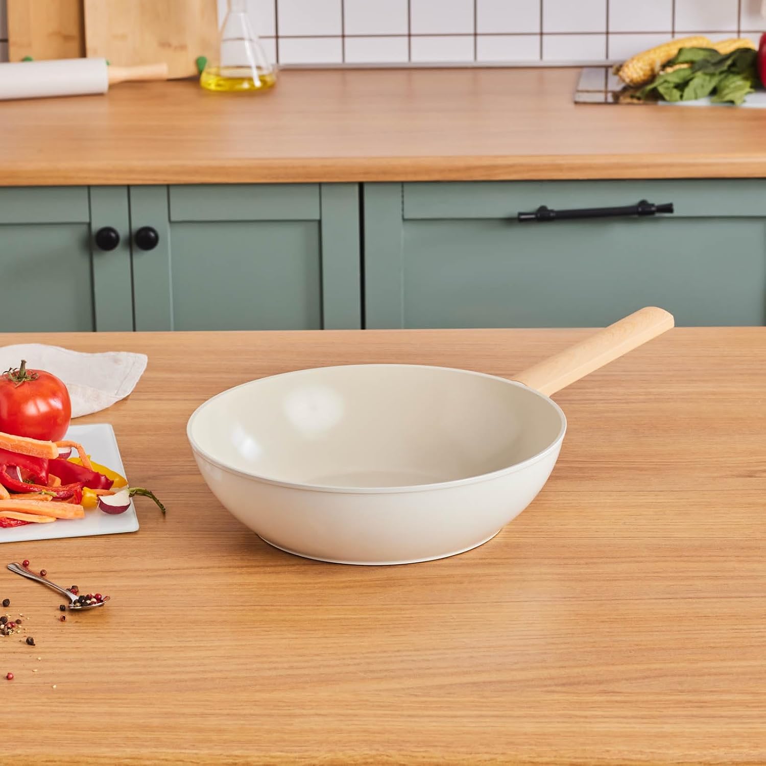 Swiss Crystal Almond Cream İndüksiyon Tabanlı Wok Tava 28 Cm