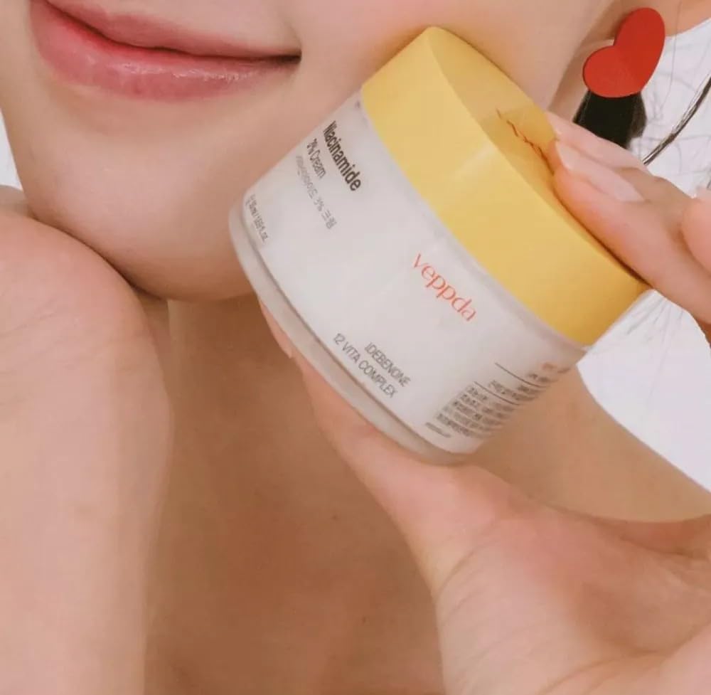Yüzde Üç Oranında Niacinamide İçeren Nemlendirici Krem Niacinamide Yüzde Üç Cream 50 ml