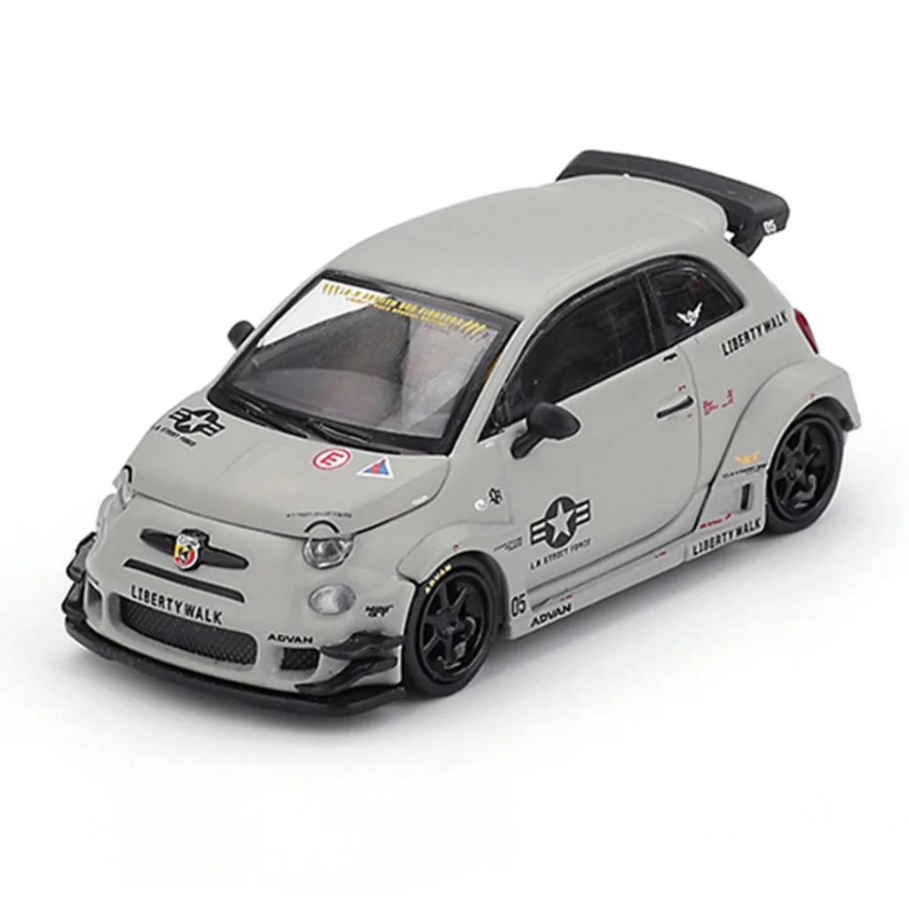 1/64 Model Araç