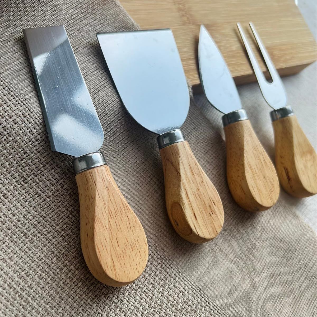 Bambu Saplı Peynir Bıçağı Seti, 4 Parça