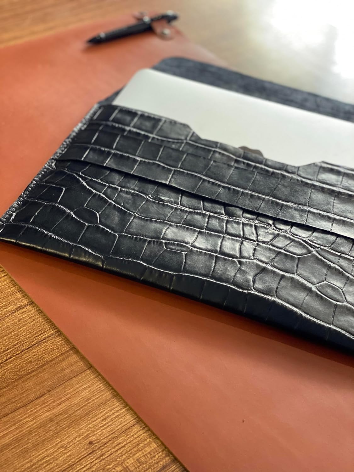 Macbook Çanta Siyah 13" 14" 15" 16" Uyumlu Hakiki Deri Yılan Dokulu Kılıf (13 Macbook Pro/Air)
