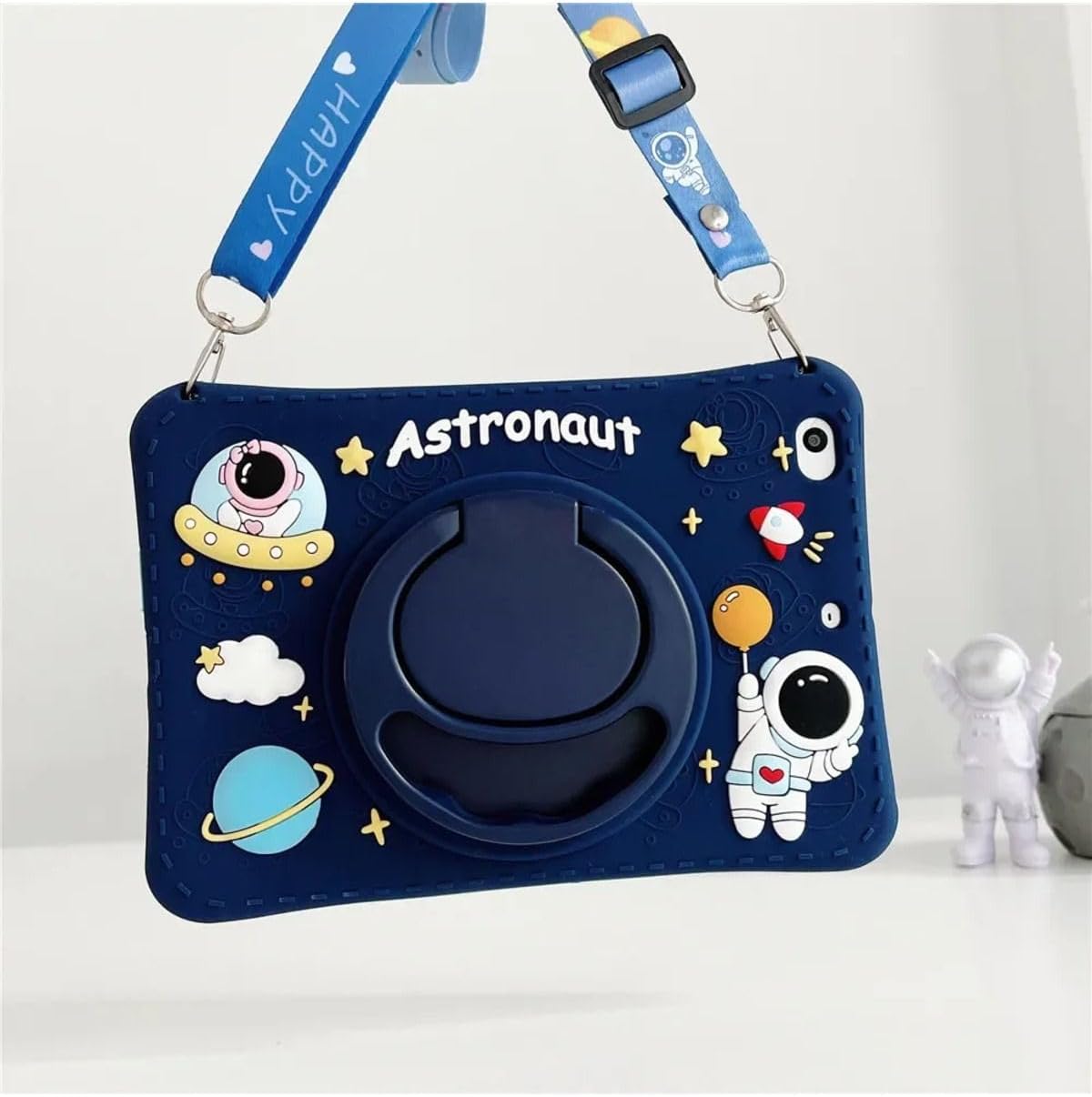 Covpor iPad 11. Nesil A16 11 inç / 10. Nesil 10.9 inç Uyumlu Standlı Askılı Karakterli Astronot Çocuk Kılıfı
