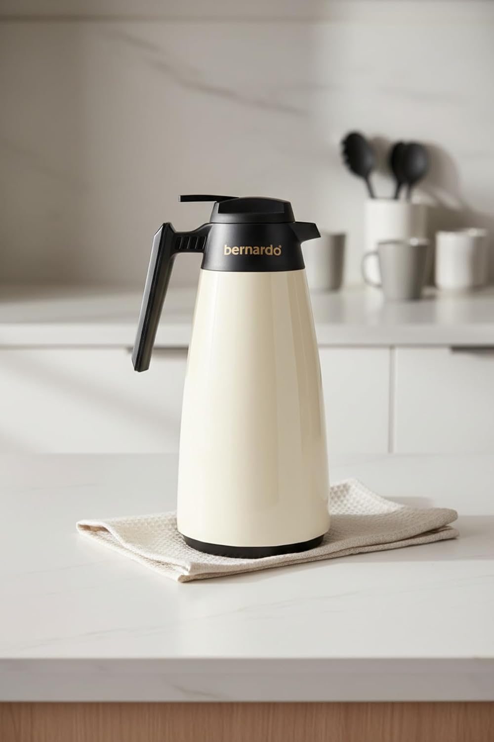 Lustra Cam Termos Krem 1.5 Litre