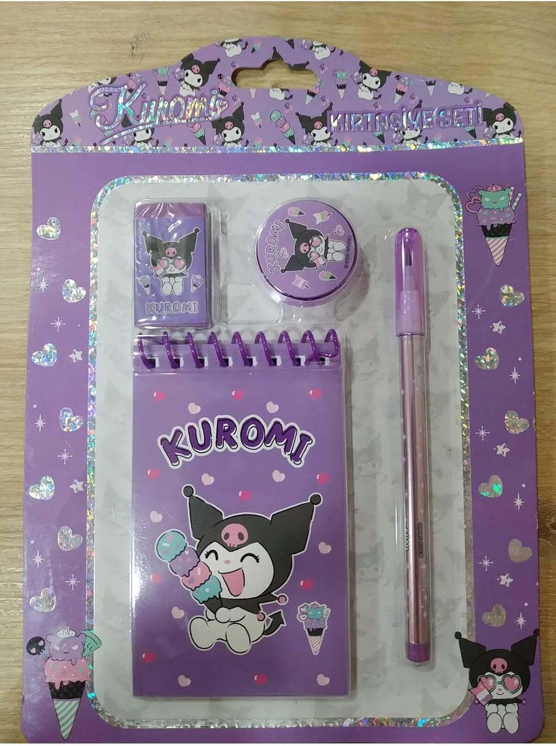 Sanrio Lisanslı Kuromi Kırtasiye Seti, 4'lü, Mor