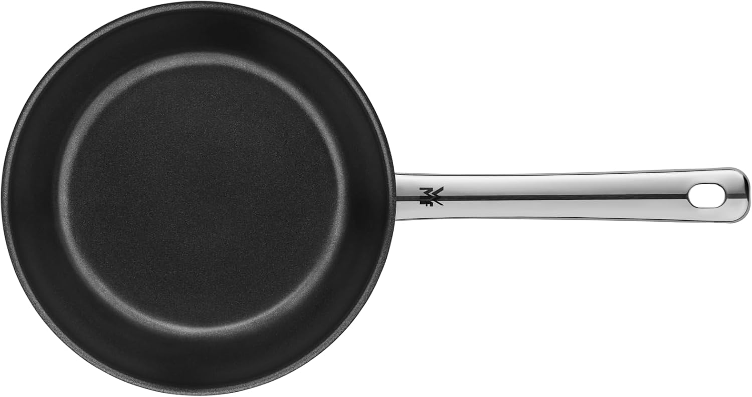 Nordic Profi 20 cm Tava, İndüksiyon Uyumlu, Yapışmaz Kaplamalı, Cromargan® Yüksek Kaliteli Paslanmaz Çelik, Fırına Uygun, Tüm Ocak Tipleriyle Uyumlu, Bulaşık Makinesinde Yıkanabilir
