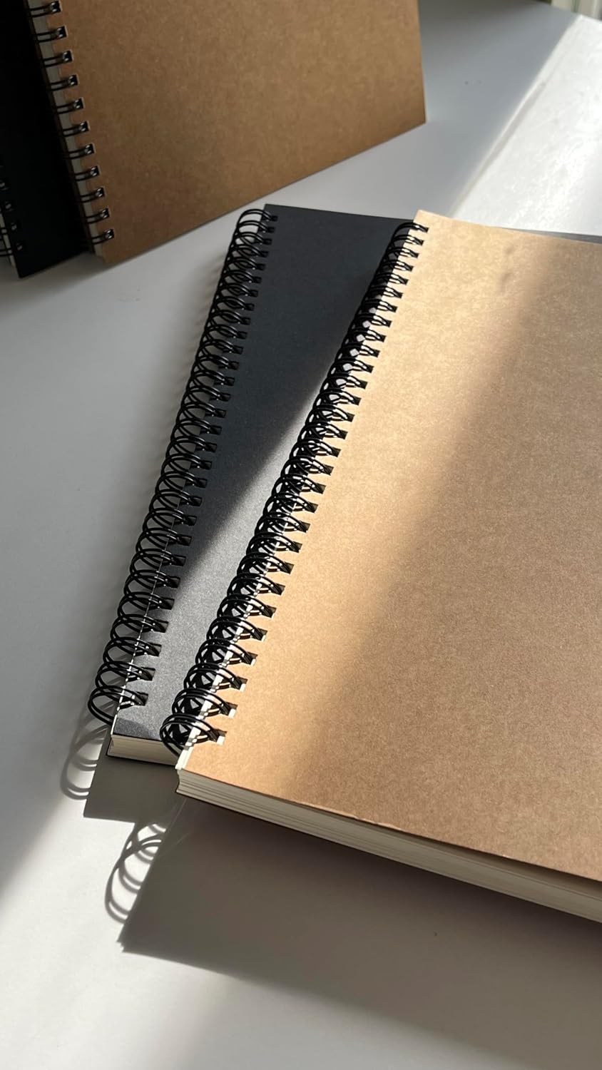 Spiralli Defter, Siyah Kapaklı B5 Boyutunda (182x257 mm), 100 Yaprak (Çizgili)