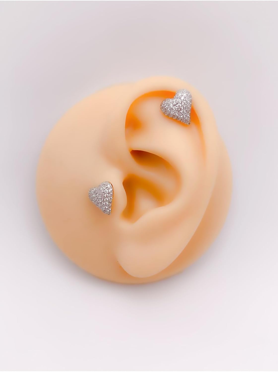 Full Taş Kaplı Bombeli Kalp Figürlü Kıkırdak Helix Tragus Piercing(1adet)